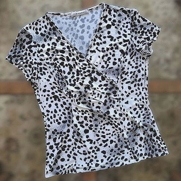 Bailey black & white cheetah print short sleep faux wrap blouse size M - Picture 5 of 11